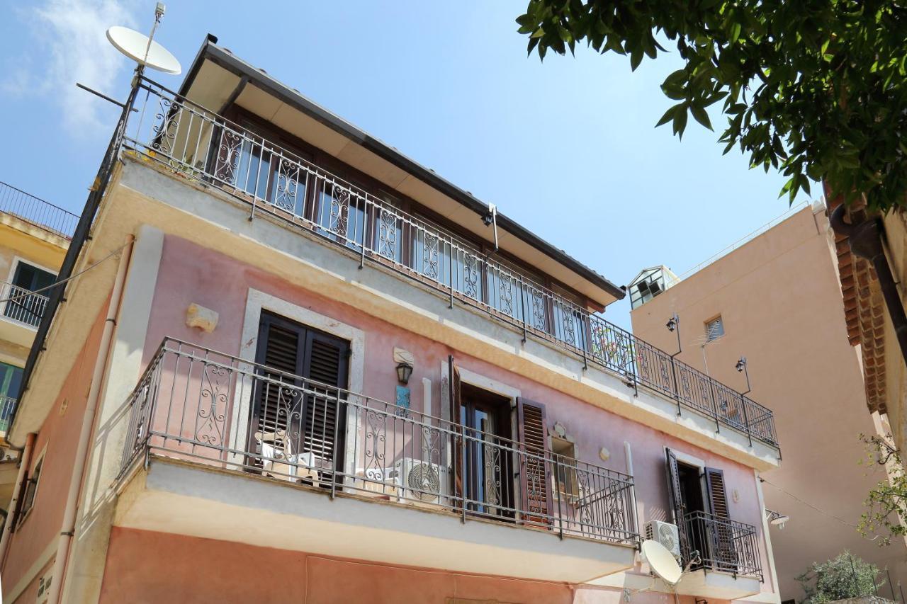 דירות טאורמינה Casa La Boheme מראה חיצוני תמונה